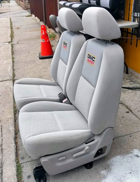 seats for a 2006-2008 GMC Sierra