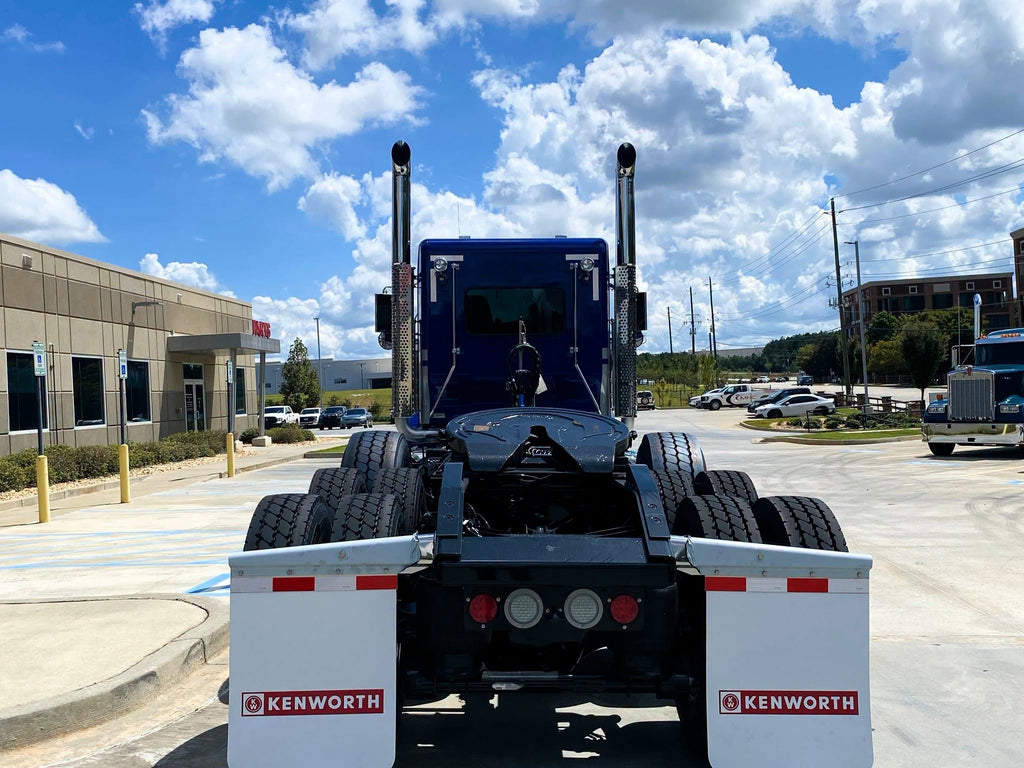 2027 Kenworth W900 Cummins X15 | 605 HP | 18 Speed | Neway Suspension 20k Front | 20k Pusher | 52k Rears w/ 4.56 Gears