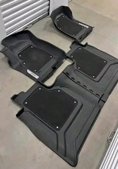OEM GMC Denali / Denali Ultimate/ At4 / Sierra floor matts