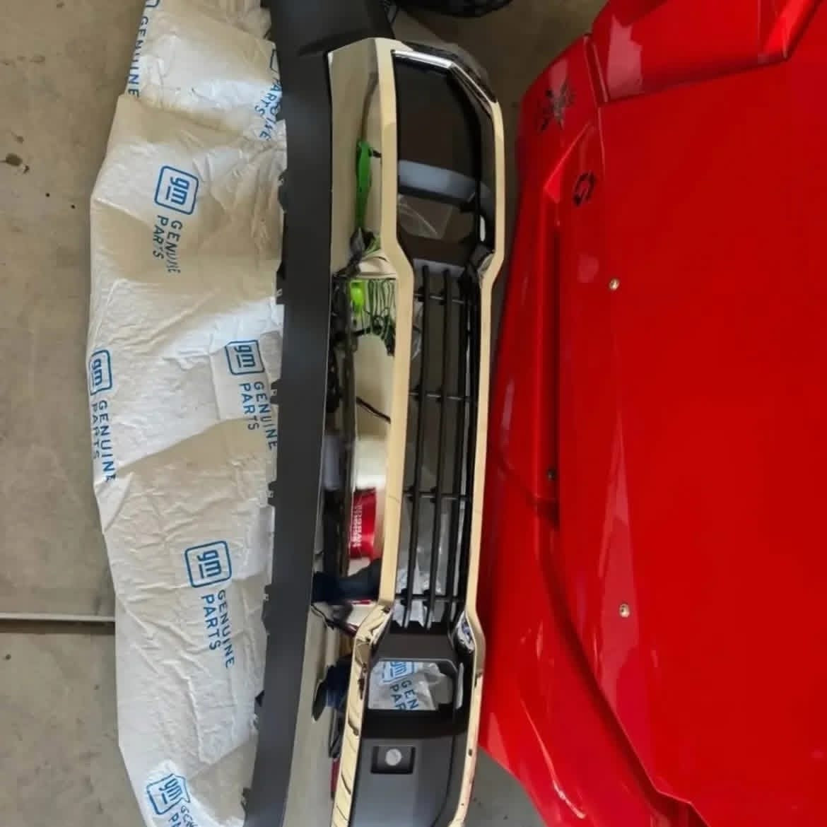 Brand New OEM 2022–2025 GMC Sierra Denali Lower Valance