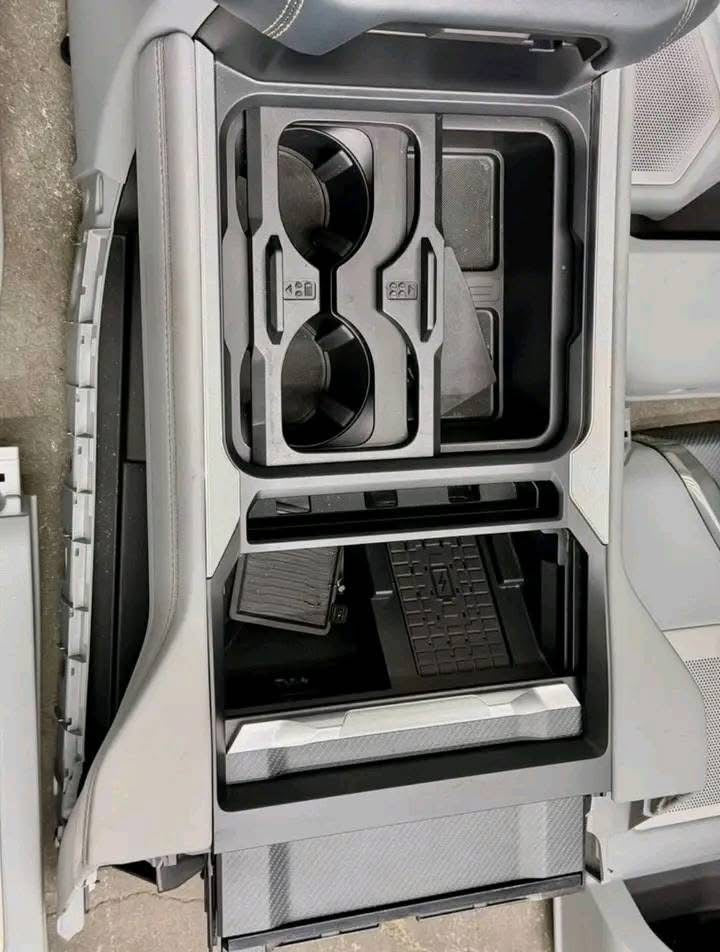 2023 2024 2025 2026 FORD F250 F350 F450 LIMITED INTERIOR SEATS CONSOLE DOOR PANELS