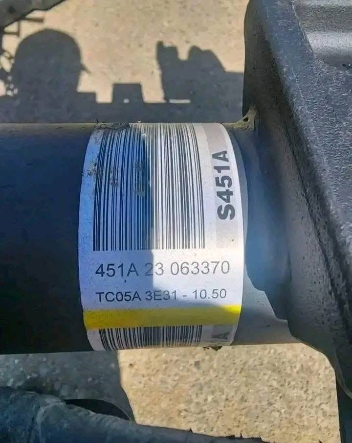 [GENUINE OEM] 2024 Ford F-250 Rear Axle Assembly – Electronic Locking (E-Locker)