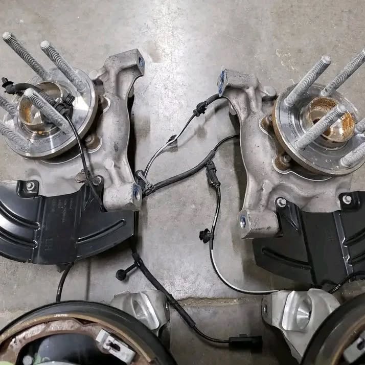 Complete take off brake kit 2018 GT350R 8k miles.