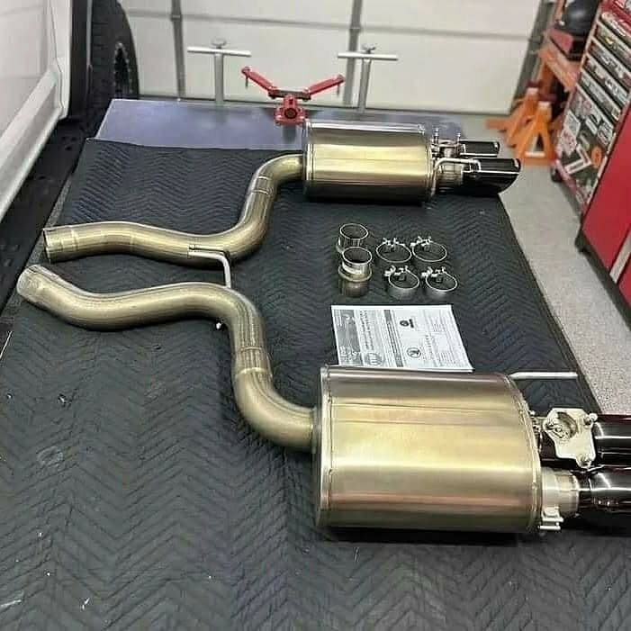 2018-22 Mustang CORSA axle back w\/ active exhaust. Black chrome